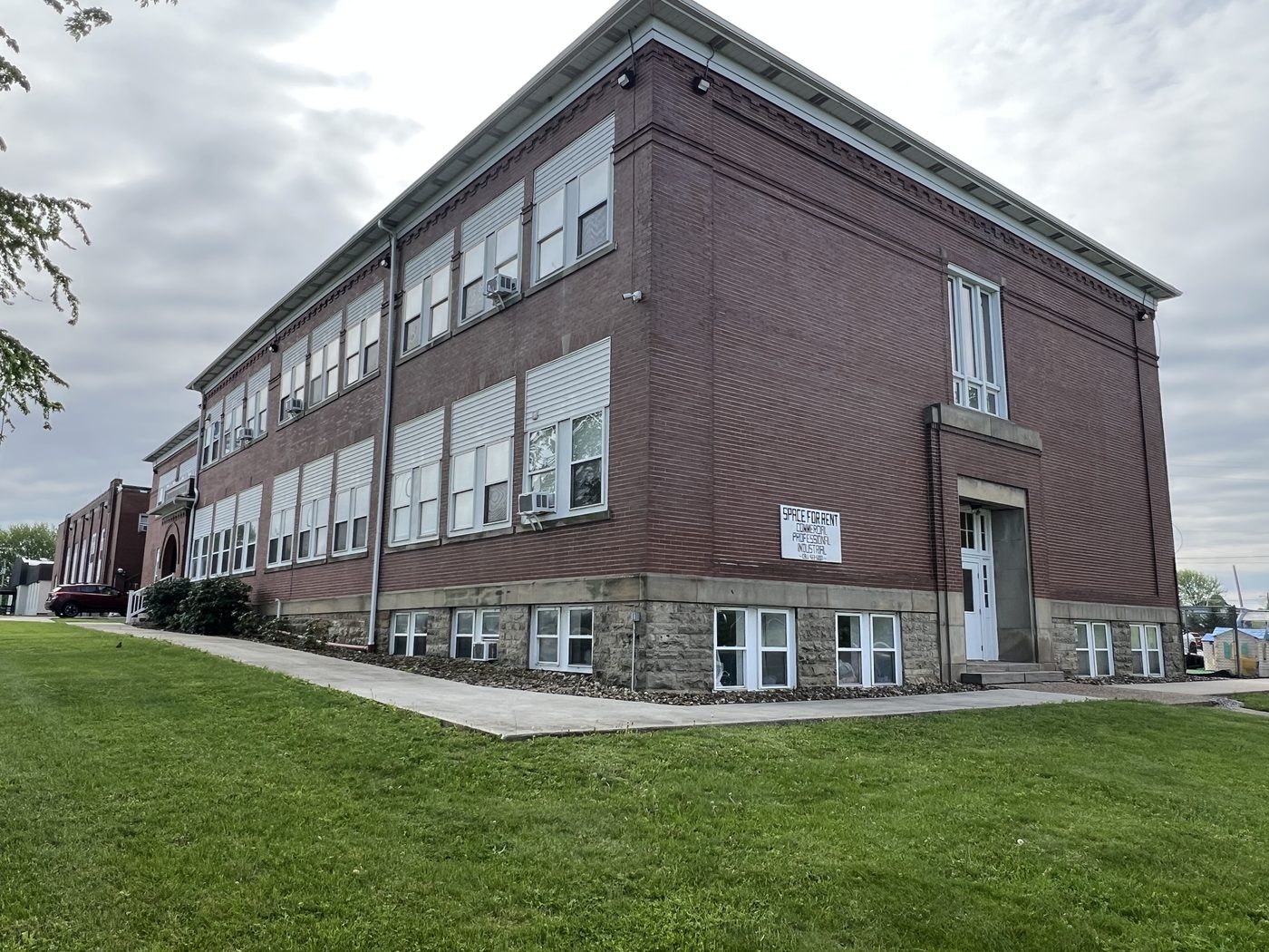 McKula office exterior — Norvelt Business Plaza